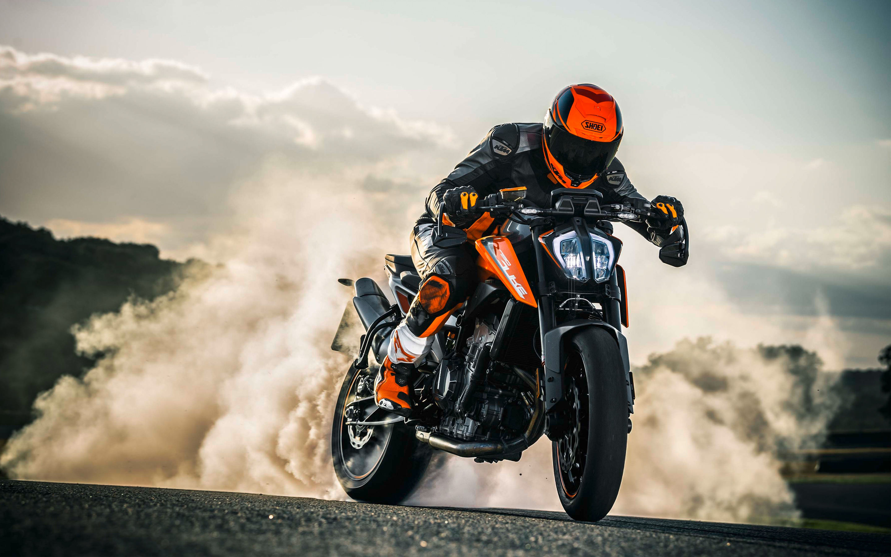 2018 KTM 790 Duke HD 4K8676912749